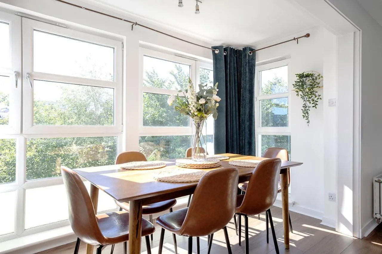 דירה אדינבורו Joivy Modern 2 Bed Flat Near Murrayfield Stadium